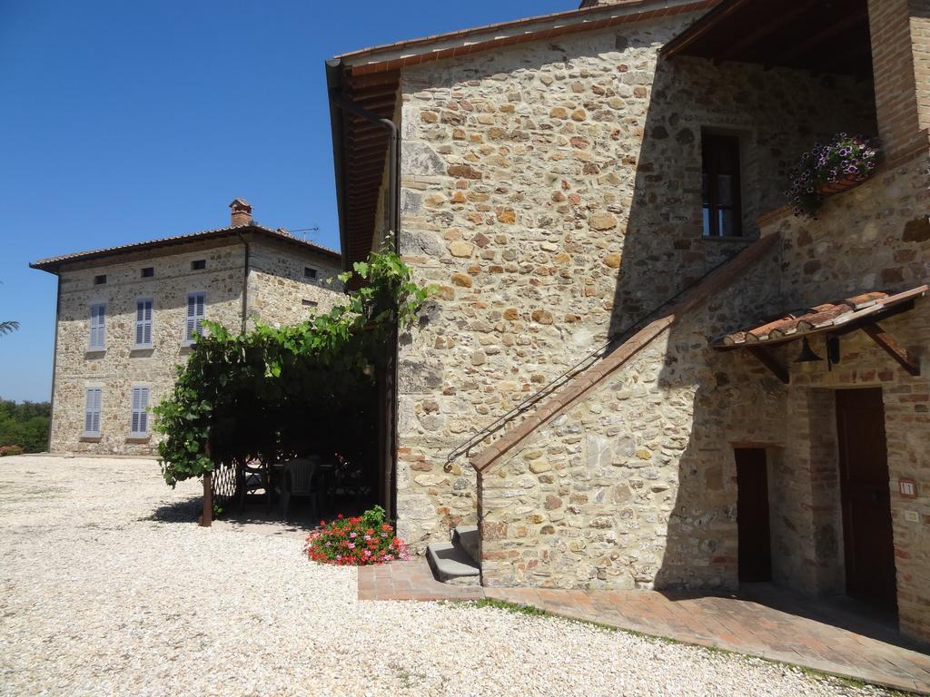 Borgo Il Villino Pension Casole dʼElsa Buitenkant foto