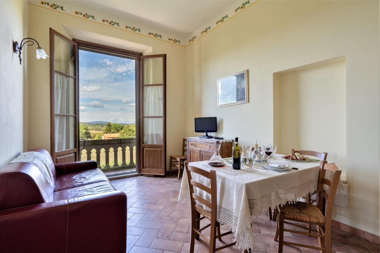 Borgo Il Villino Pension Casole dʼElsa Buitenkant foto