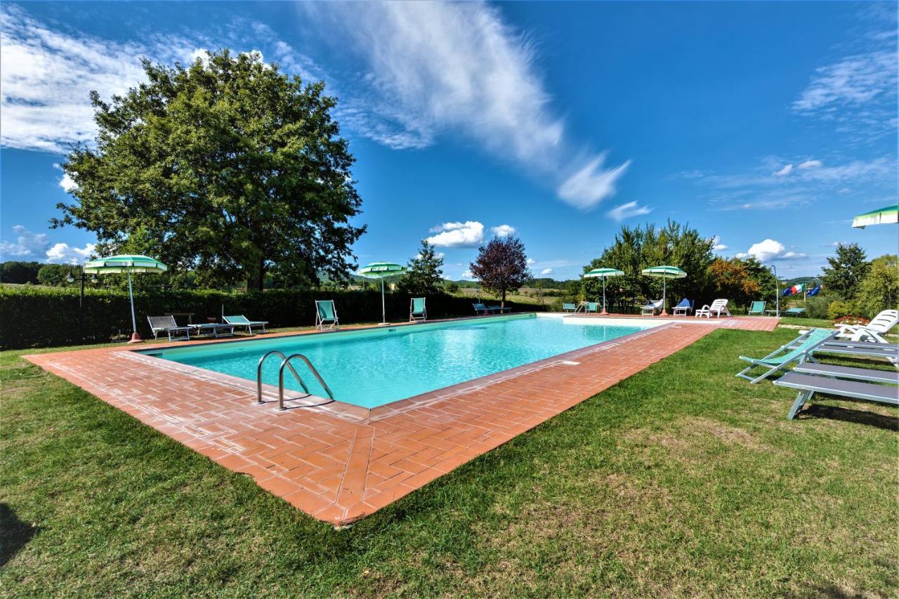 Borgo Il Villino Pension Casole dʼElsa Buitenkant foto