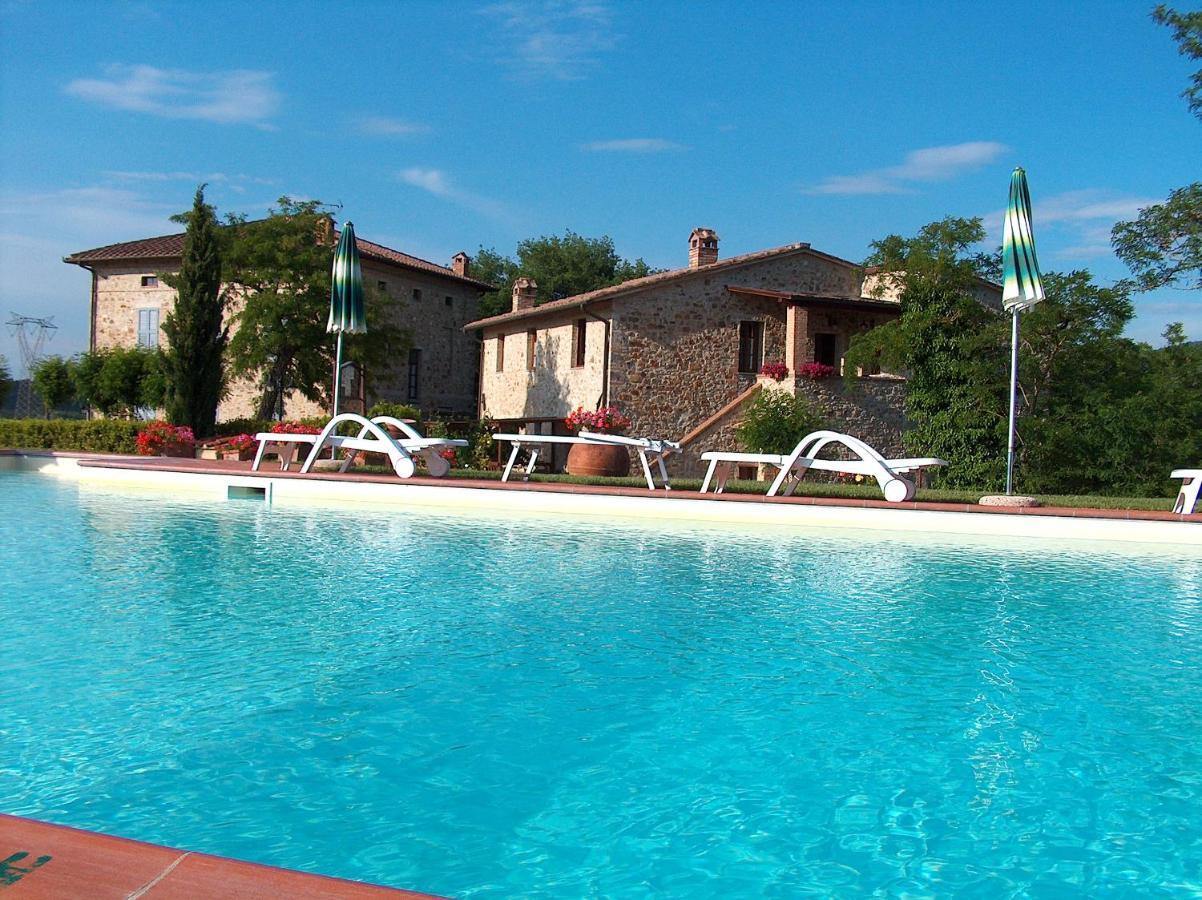 Borgo Il Villino Pension Casole dʼElsa Buitenkant foto