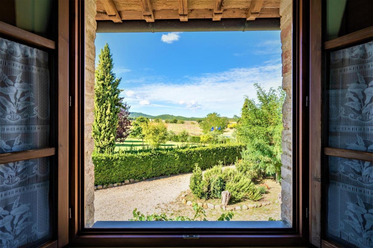 Borgo Il Villino Pension Casole dʼElsa Buitenkant foto