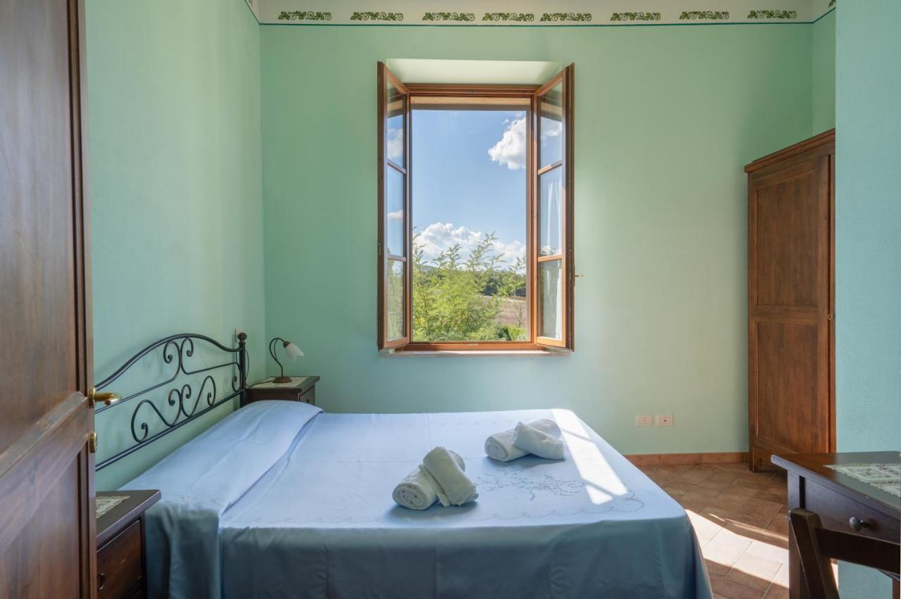 Borgo Il Villino Pension Casole dʼElsa Buitenkant foto